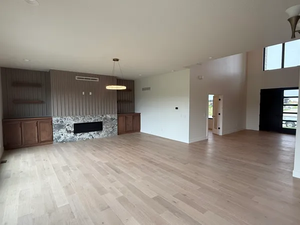 $950,000 | 6382 Pelican Street, Bettendorf, IA 52722