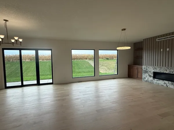 $950,000 | 6382 Pelican Street, Bettendorf, IA 52722