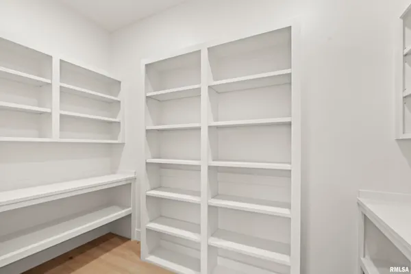 $950,000 | 6382 Pelican Street, Bettendorf, IA 52722