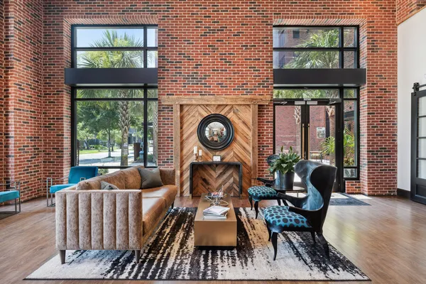 $1,826 | 601 Meeting Street, Unit TOBIN, Charleston, SC 29403