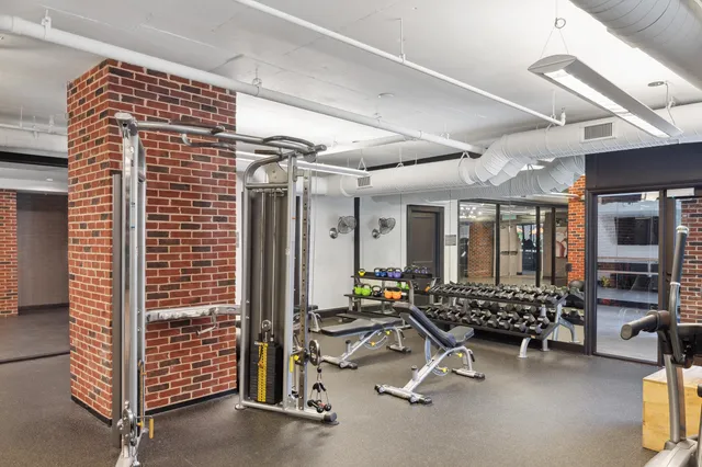 $1,825 | 601 Meeting Street, Unit TOBIN, Charleston, SC 29403