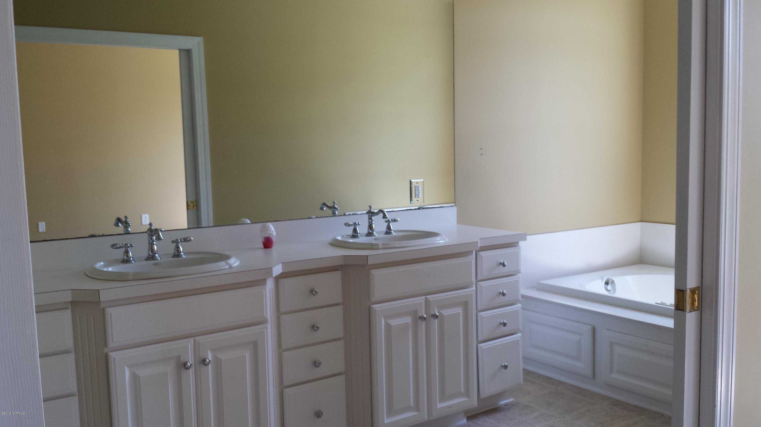 1255 Nine Foot Road Newport, NC 28570 - Photo 16 of 70 Prinicpal Vanity