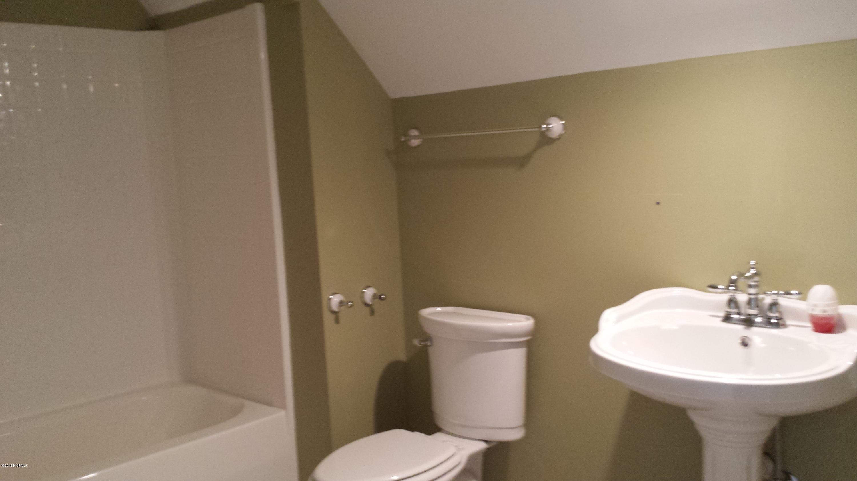 1255 Nine Foot Road Newport, NC 28570 - Photo 31 of 70 Bath Upstairs