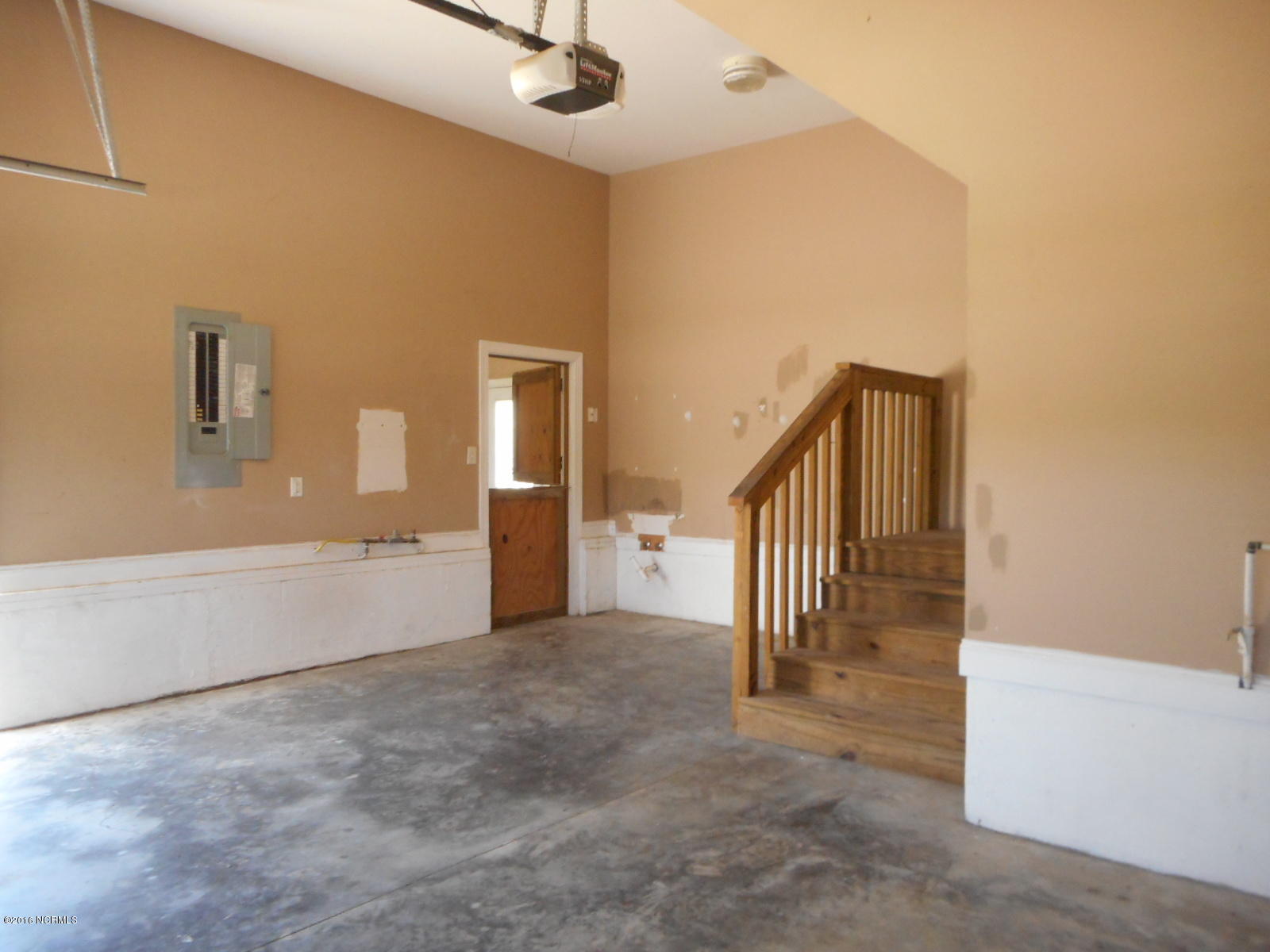 1255 Nine Foot Road Newport, NC 28570 - Photo 33 of 70 Garage Interior 2