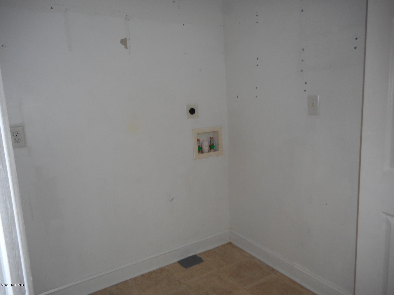 1255 Nine Foot Road Newport, NC 28570 - Photo 35 of 70 Laundry Closet