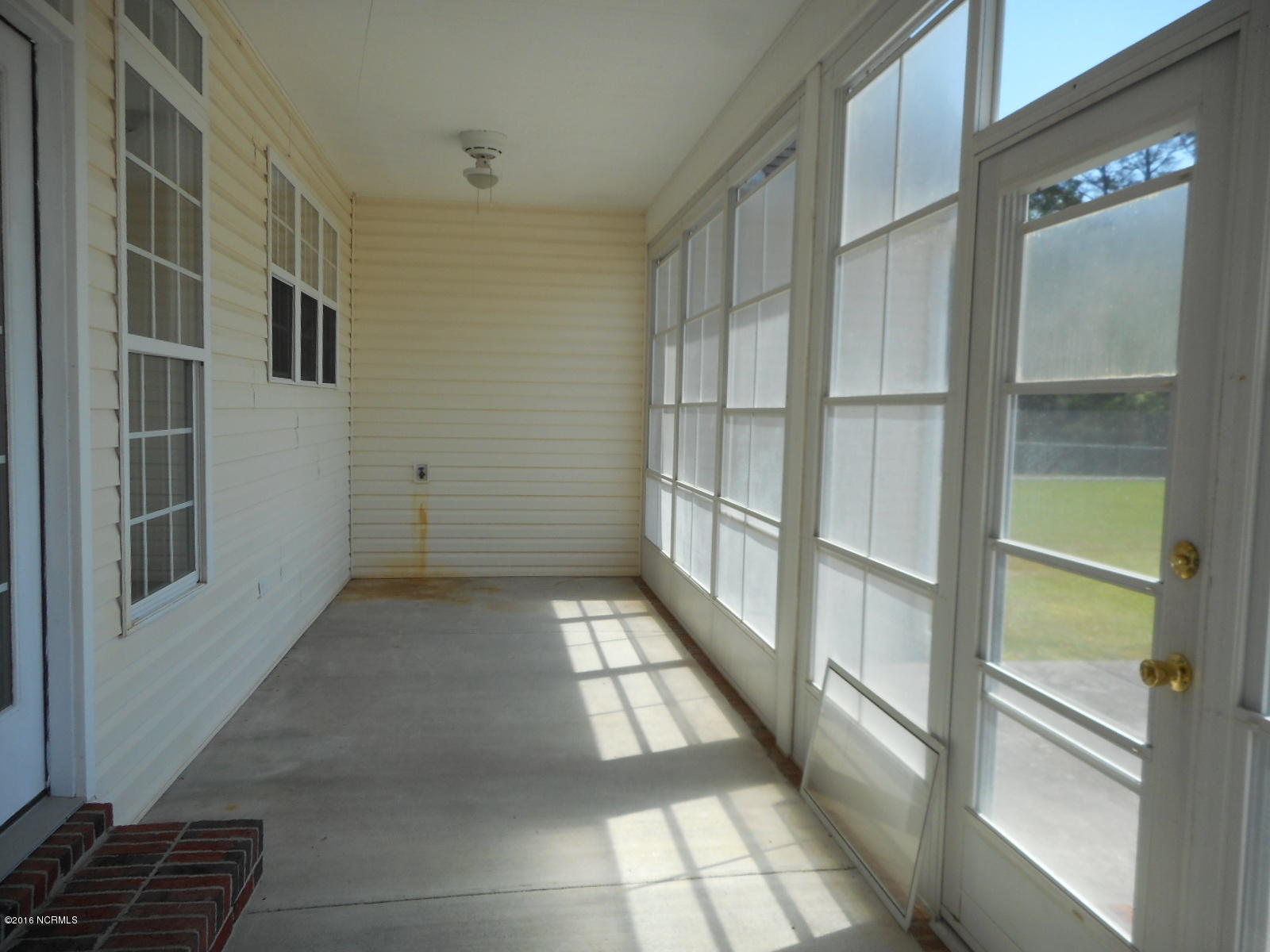 1255 Nine Foot Road Newport, NC 28570 - Photo 36 of 70 Carolina Room