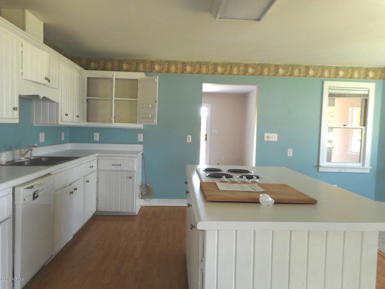 1255 Nine Foot Road Newport, NC 28570 - Photo 48 of 70 Kitchen 1247
