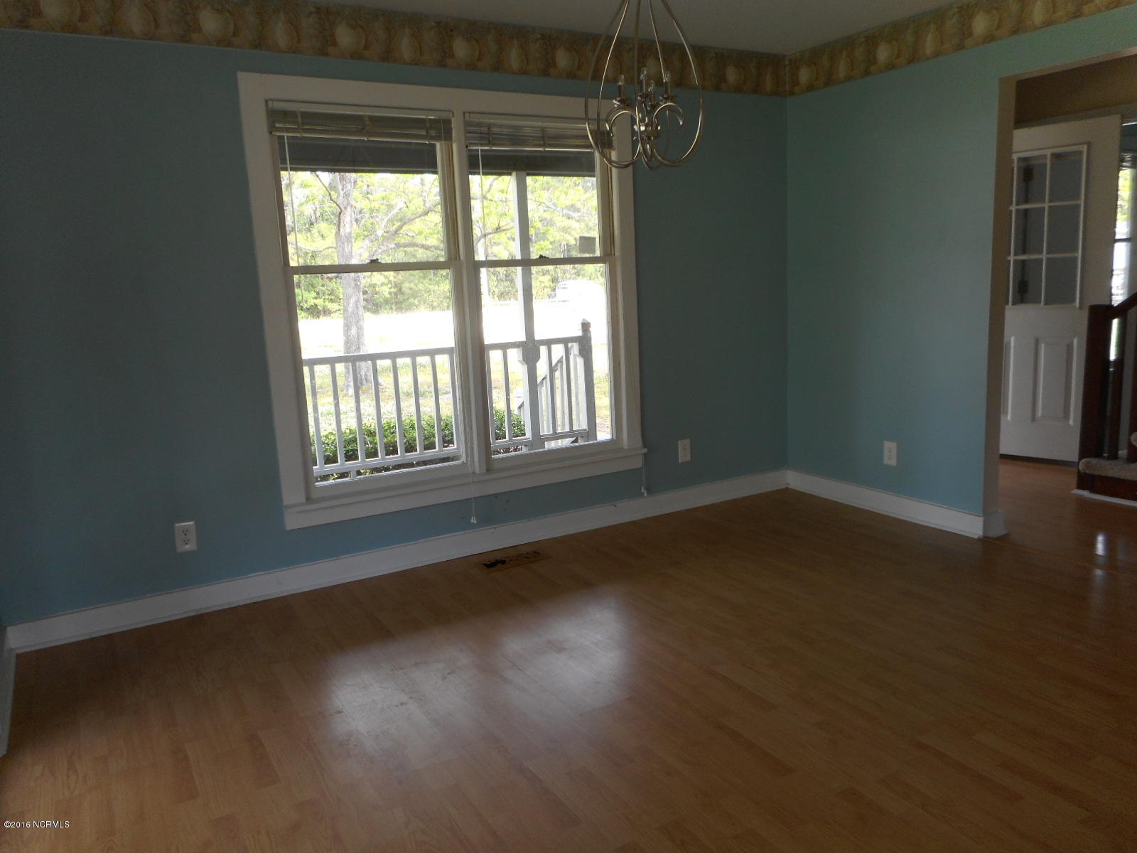 1255 Nine Foot Road Newport, NC 28570 - Photo 51 of 70 1247 Dining 2