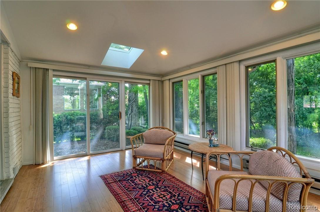 4653 Brightmore Road Bloomfield Hills, MI 48302 - Photo 12 of 30 Sunporch (1).jpg
