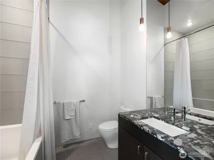 $9,800,000 | 3310 East Laurelhurst Drive Northeast, Seattle, WA 98105