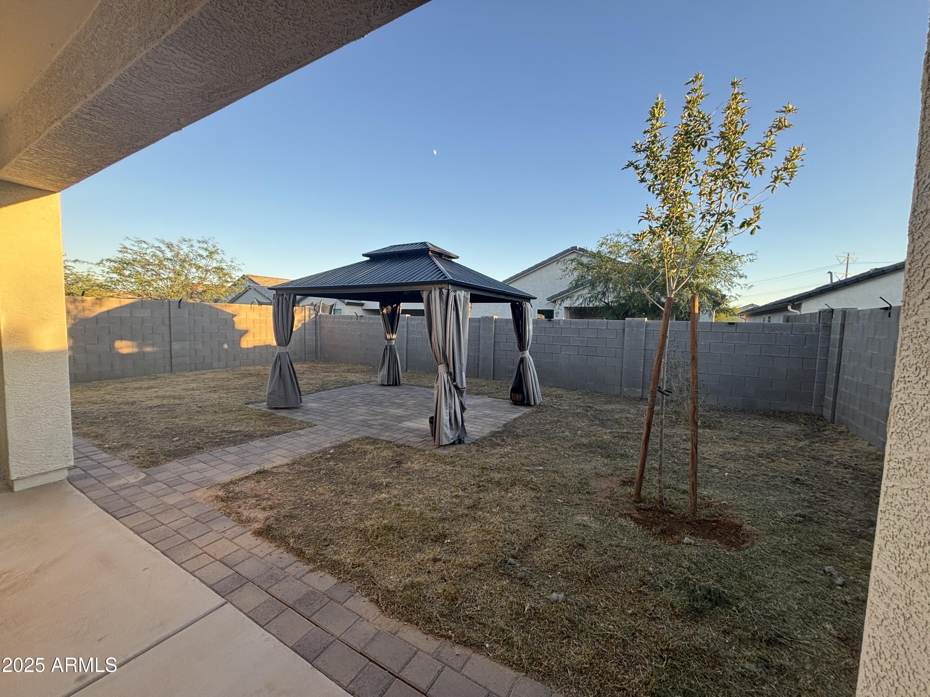 9345 Greenhouse Road Florence, AZ 85132 - Photo 13 of 13 a view of a backyard