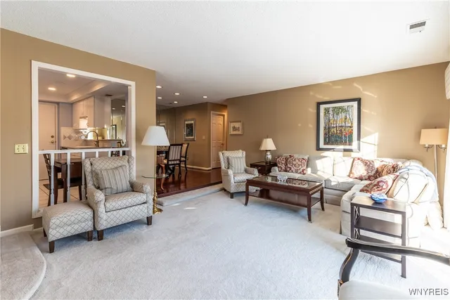 $274,900 | 27 Hickory Hill Road, Unit H, Amherst, NY 14221