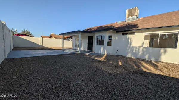 $384,500 | 13608 North 40th Drive, Phoenix, AZ 85029