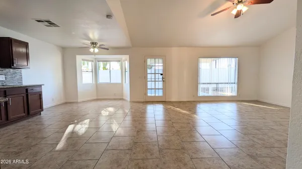 $384,500 | 13608 North 40th Drive, Phoenix, AZ 85029