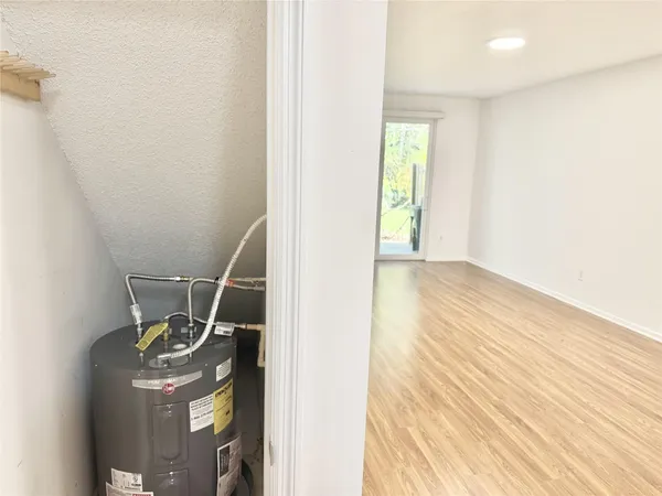 $2,500 | 4854 Northwest 58th Manor, Coconut Creek, FL 33073