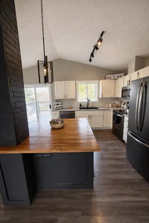 $539,000 | 517 East Westcrest Avenue, Colbert, WA 99005