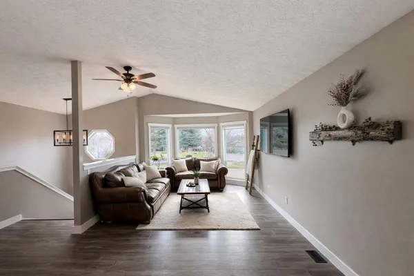 $539,000 | 517 East Westcrest Avenue, Colbert, WA 99005