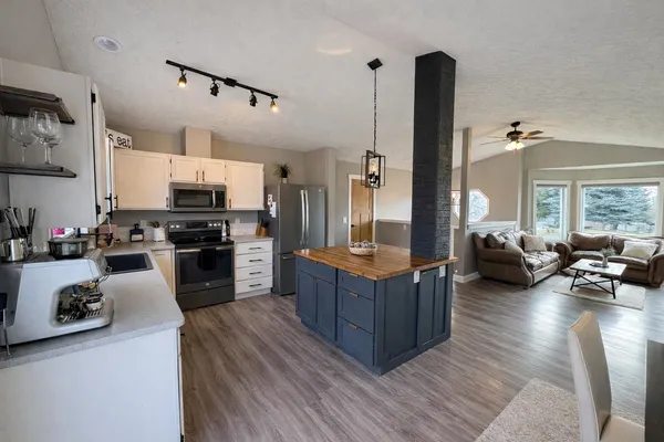 $539,000 | 517 East Westcrest Avenue, Colbert, WA 99005