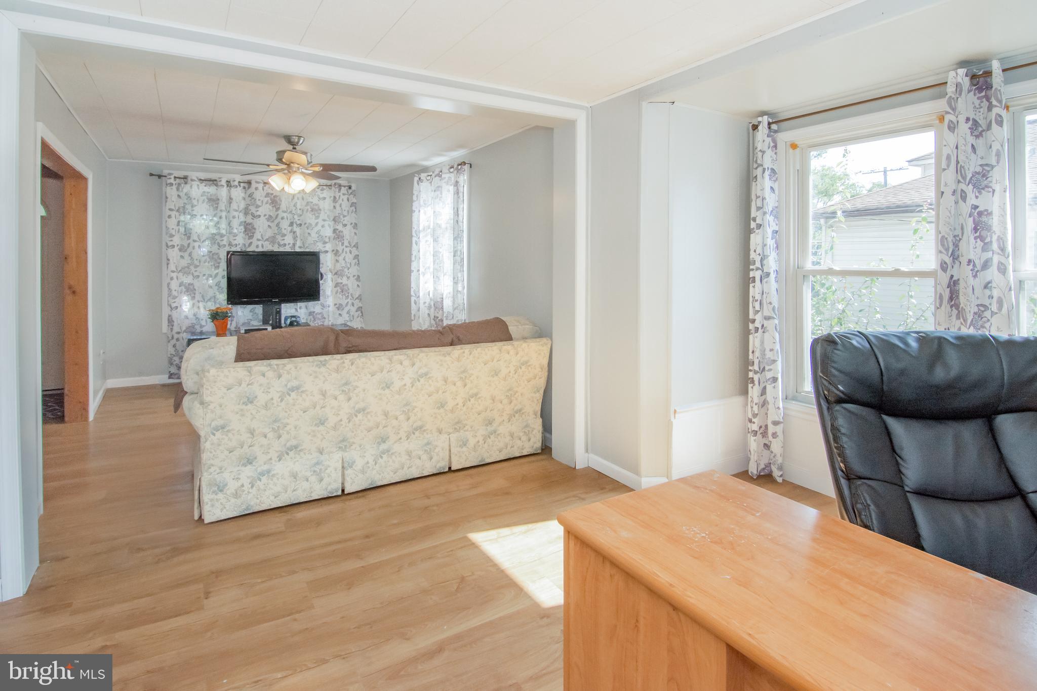 1002 North Point Road Baltimore, MD 21224 - Photo 5 of 18 Gallery Image 5