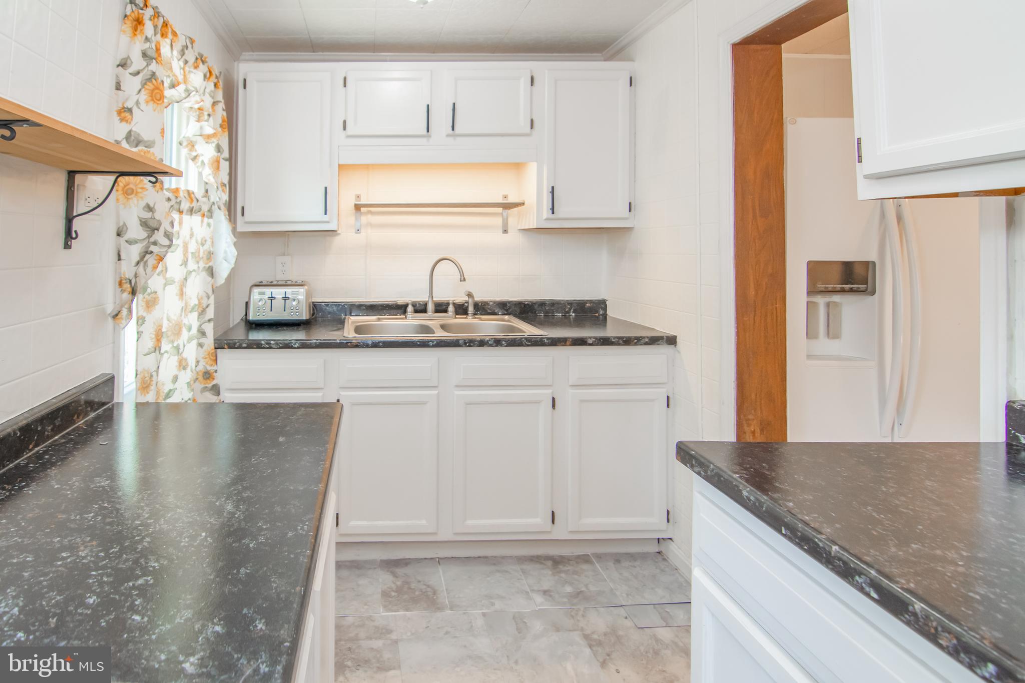 1002 North Point Road Baltimore, MD 21224 - Photo 8 of 18 Gallery Image 8