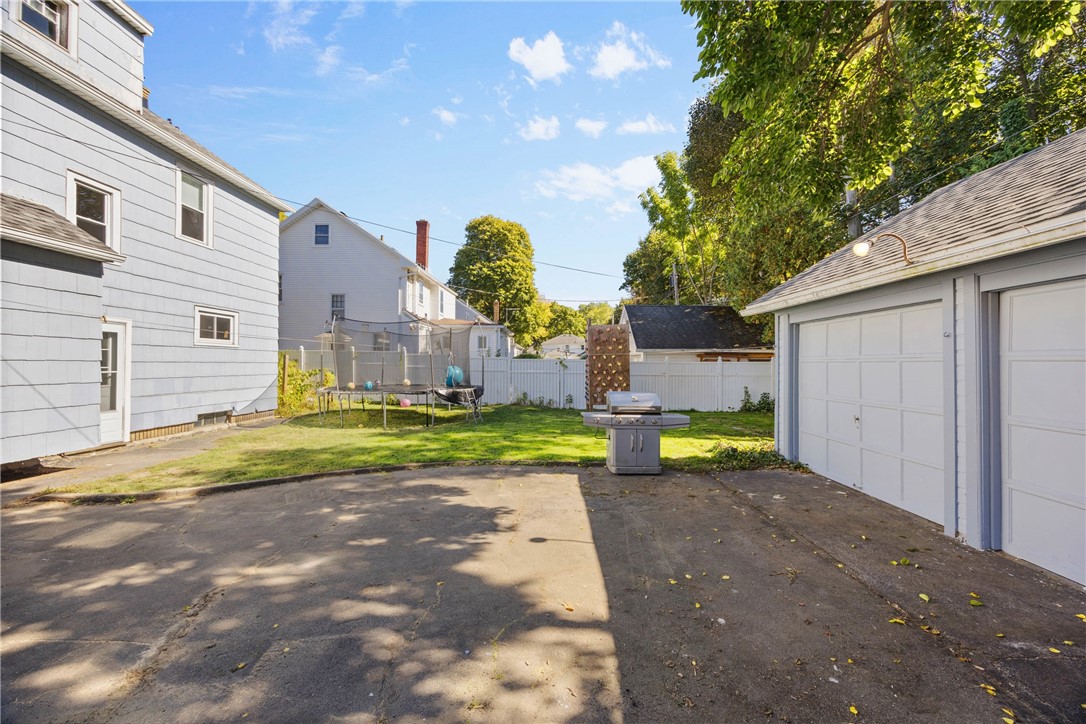 63 Westbourne Road Irondequoit, NY 14617 - Photo 32 of 40