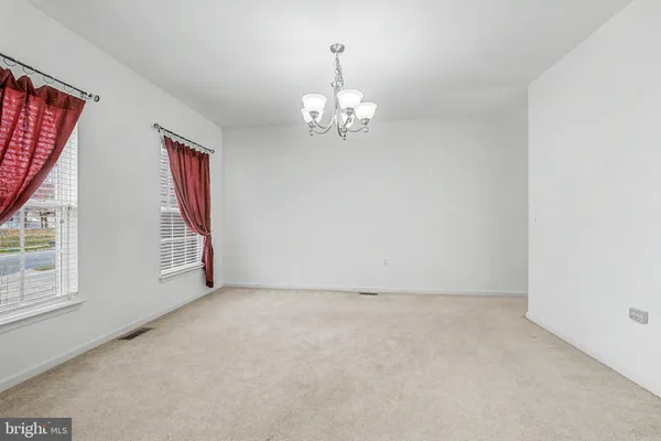 $3,950 | 9 Woodmere Road, Mays Landing, NJ 08330