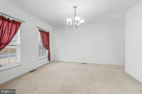 $3,950 | 9 Woodmere Road, Mays Landing, NJ 08330