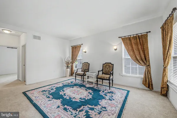 $3,950 | 9 Woodmere Road, Mays Landing, NJ 08330