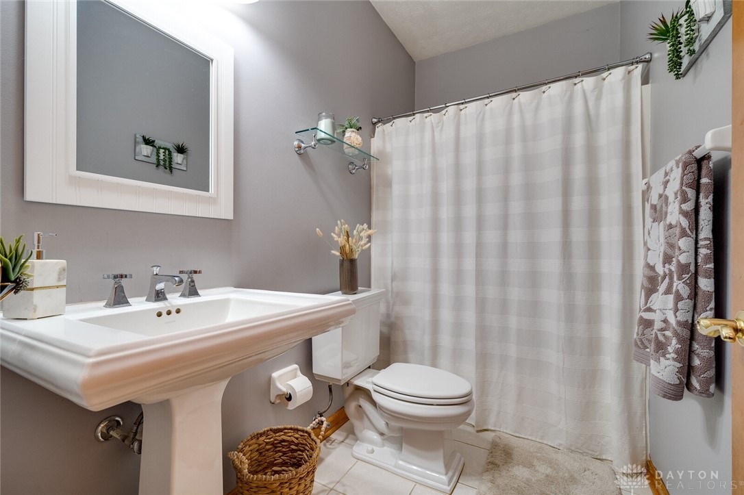 8570 Talmadge Road Clayton, OH 45315 - Photo 40 of 83 Gallery Image 40