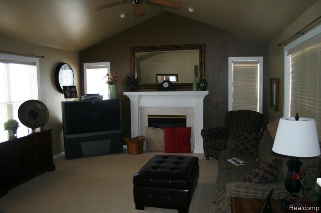 6475 Falkenbury Road North Branch, MI 48461 - Photo 8 of 15 Family Room Falkenbury.jpg