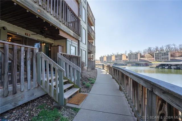 $162,400 | 149 Southwood Shores Place, Unit 1B, Lake Ozark, MO 65049