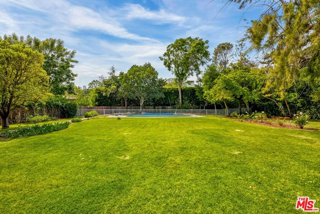 $7,998,000 | 1639 Mandeville Canyon Road, Los Angeles, CA 90049