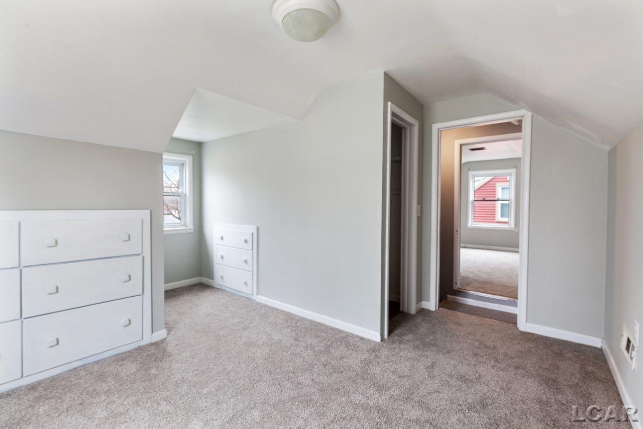 611 Riverside Avenue Adrian, MI 49221 - Photo 14 of 15 50009398-13.JPG