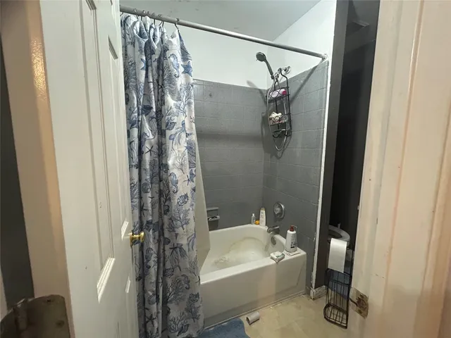 $280,000 | 223 Warner Bend, Hutto, TX 78634