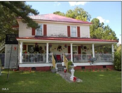 211 Bank Street Roper, NC 27970 - Photo 2 of 16 side of house