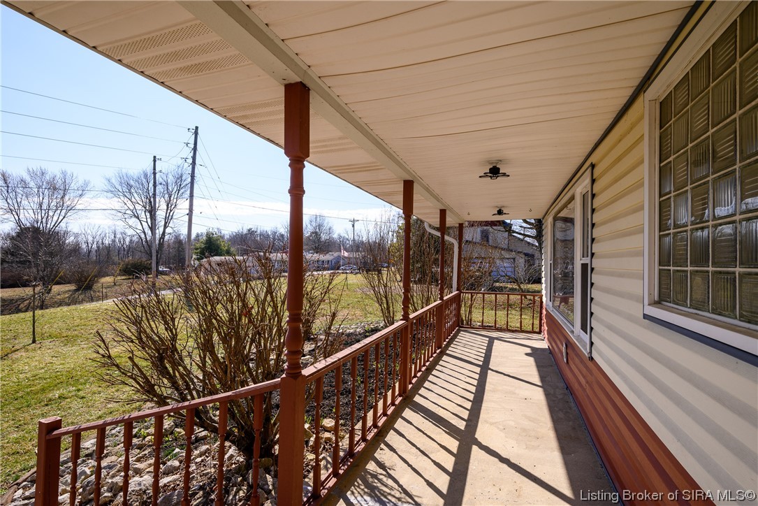 709 Castetter Road Henryville, IN 47126 - Photo 4 of 43 Gallery Image 4