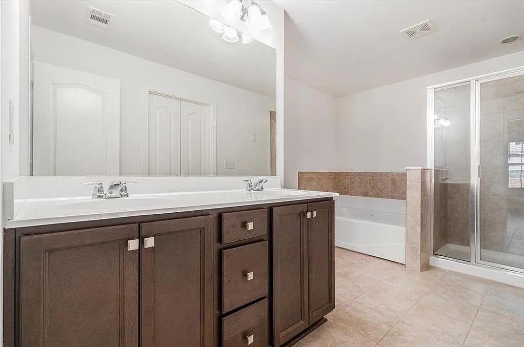 7599 Bucknell Terrace Fairburn, GA 30213 - Photo 3 of 11