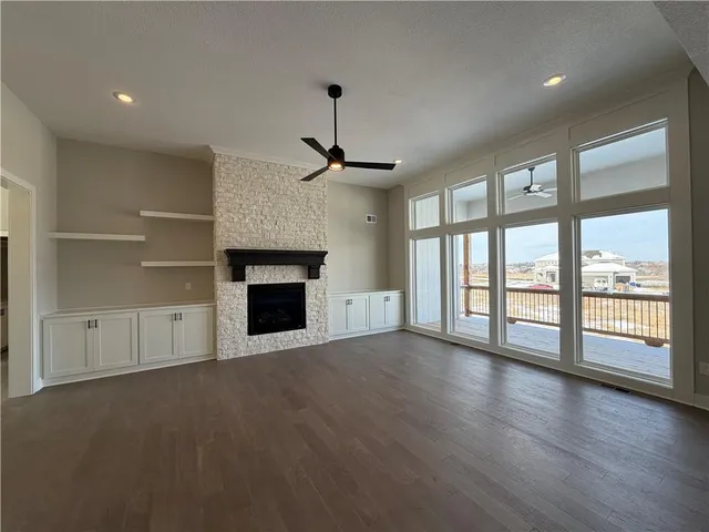 $679,950 | 19692 West 114th Street, Olathe, KS 66061