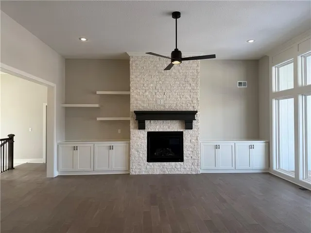 $679,950 | 19692 West 114th Street, Olathe, KS 66061