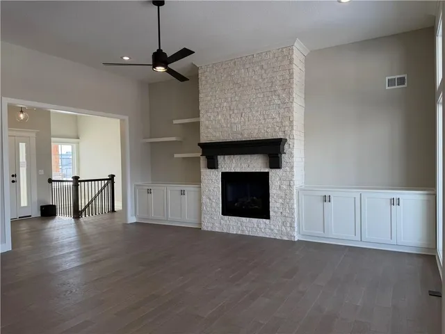 $679,950 | 19692 West 114th Street, Olathe, KS 66061