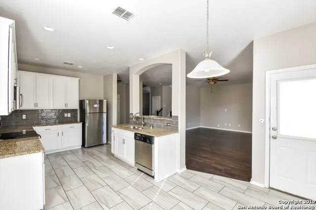 $1,845 | 3514 Alonzo Fields, Converse, TX 78109