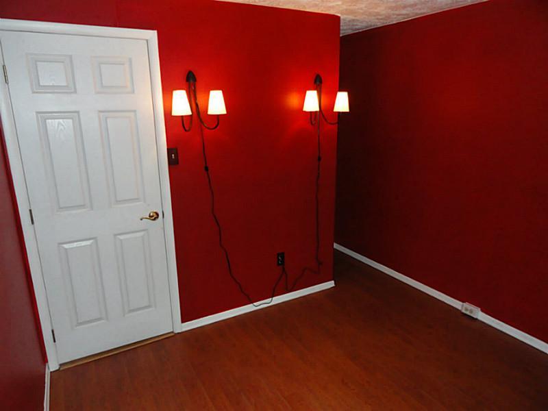 607 Countryside Drive McKees Rocks, PA 15136 - Photo 11 of 15 Bedroom.