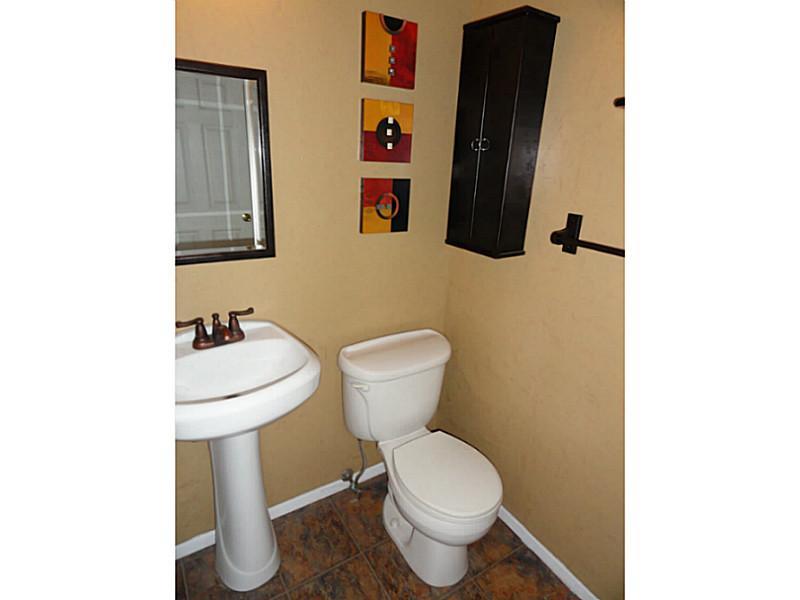 607 Countryside Drive McKees Rocks, PA 15136 - Photo 7 of 15 Other.