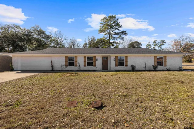 $300,000 | 1907 Beth Drive, Longview, TX 75605