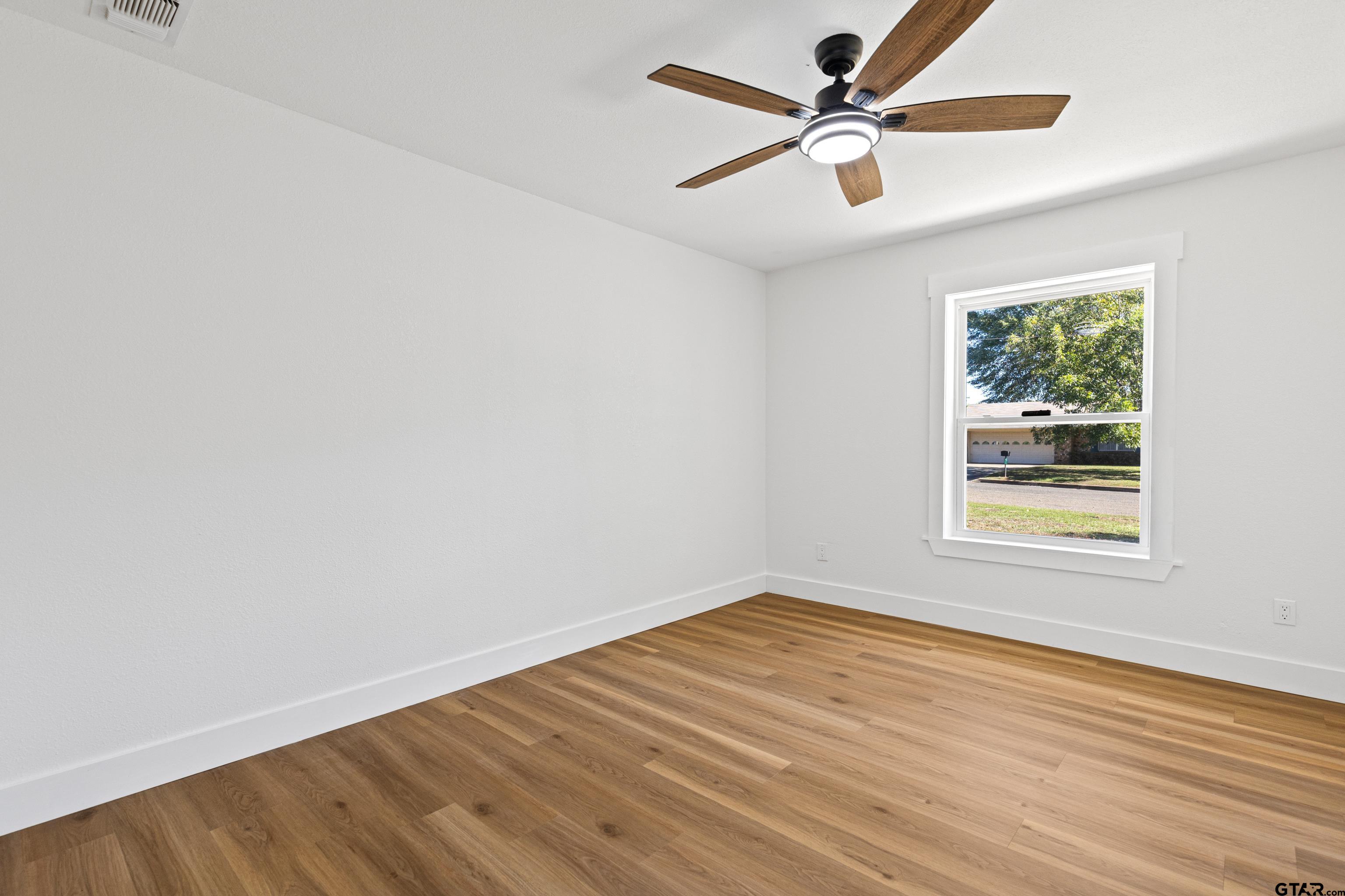 1907 Beth Drive Longview, TX 75605 - Photo 16 of 39