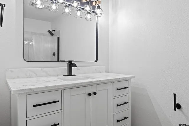 $300,000 | 1907 Beth Drive, Longview, TX 75605