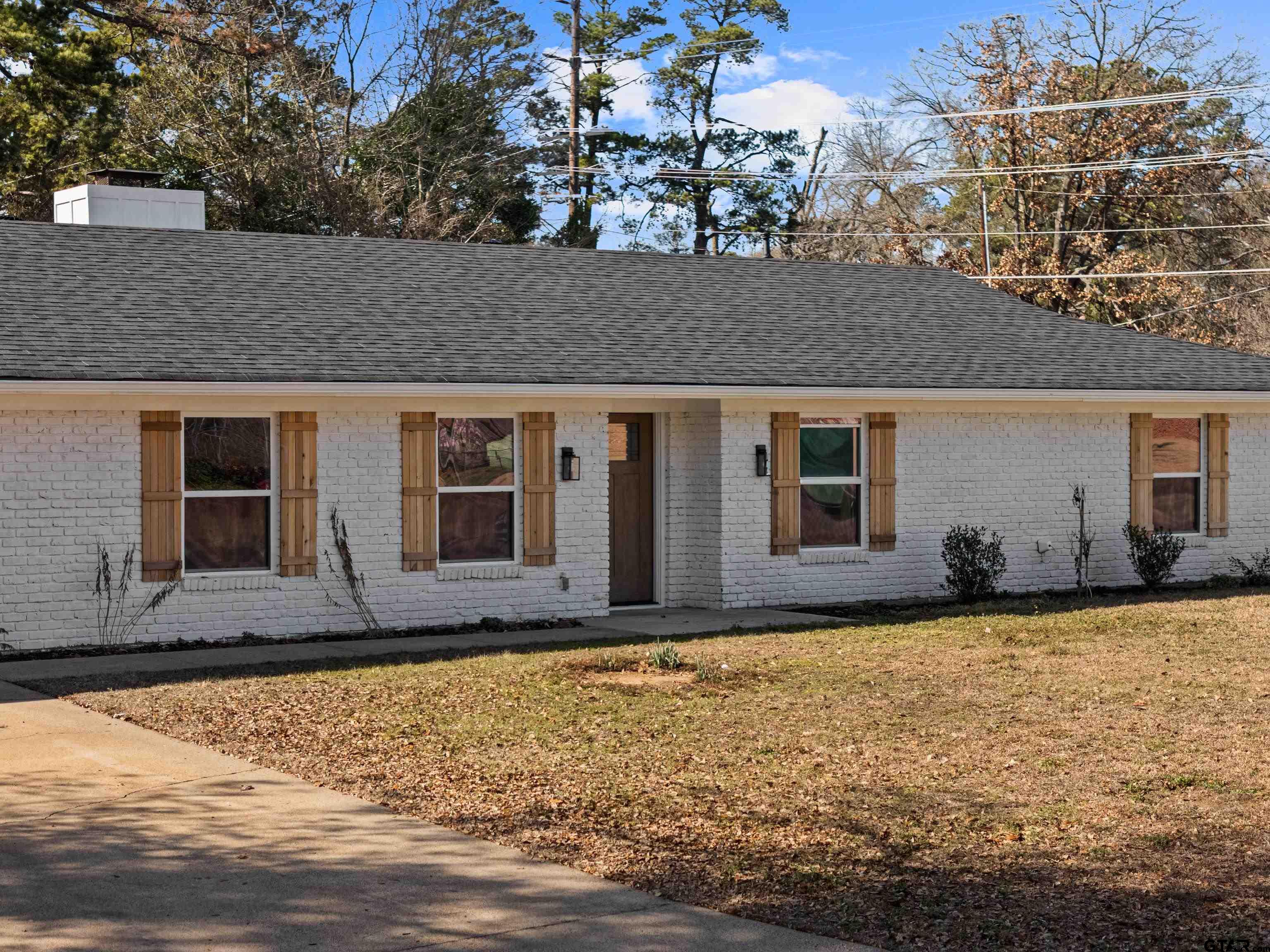 1907 Beth Drive Longview, TX 75605 - Photo 8 of 39 a front view of house with yard