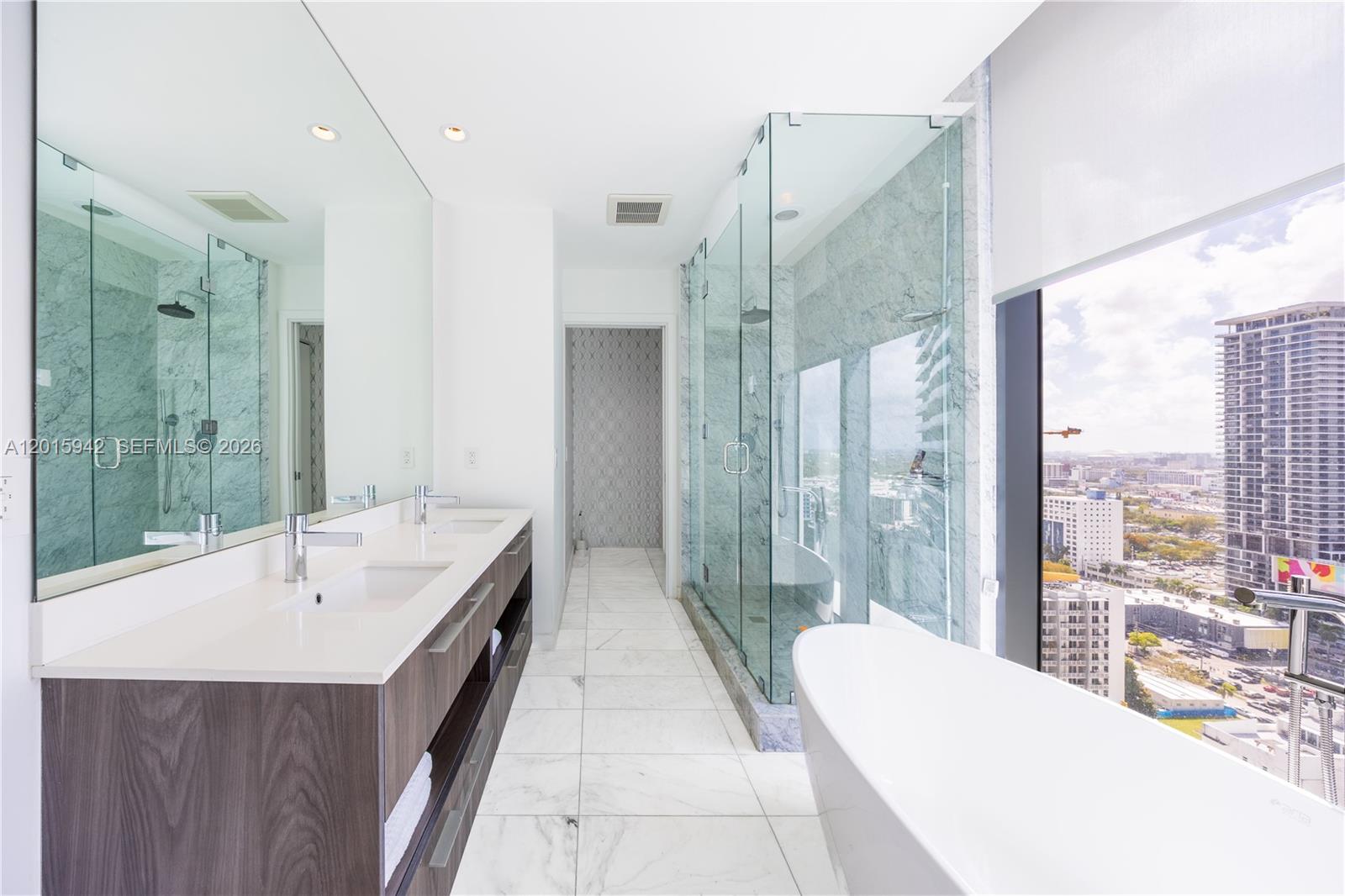 480 Northeast 31st Street, Unit 2407 Miami, FL 33137 - Photo 11 of 33