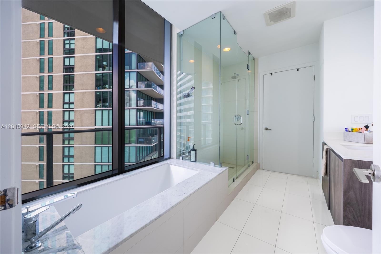480 Northeast 31st Street, Unit 2407 Miami, FL 33137 - Photo 21 of 33