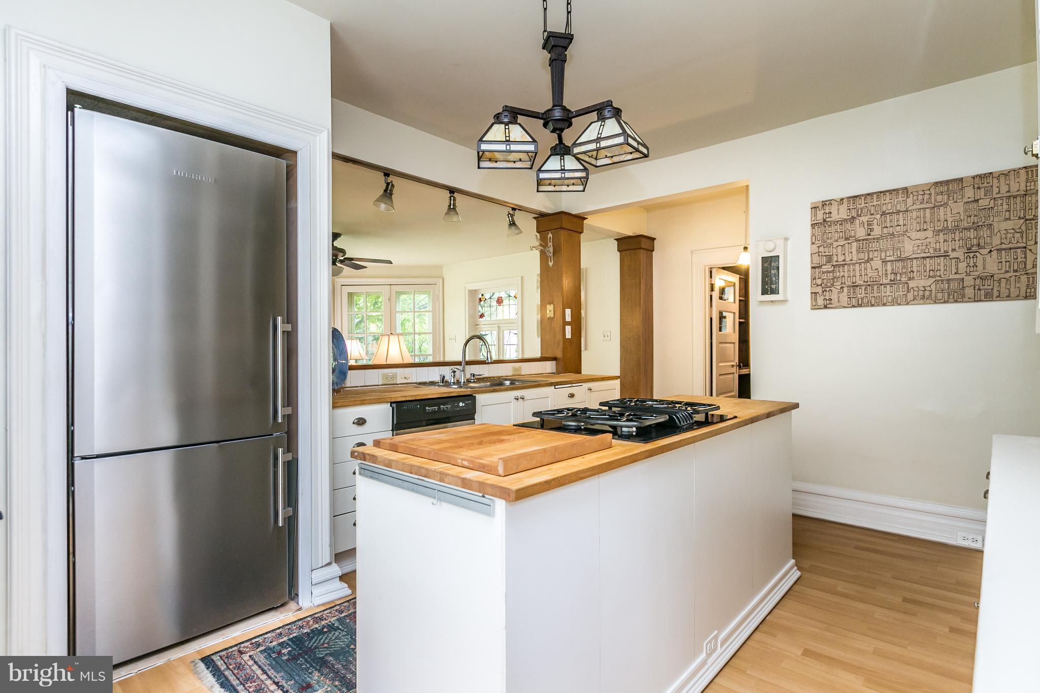 205 Hawthorn Road Baltimore, MD 21210 - Photo 9 of 29 Stainless Steel